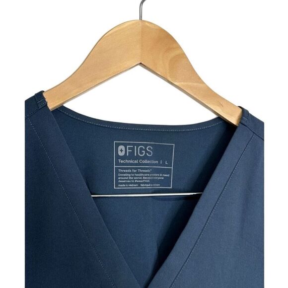 FIGS Casma Shirt Short Sleeve Scrubs Size Large Technical Collection V Neck - Picture 3 of 5